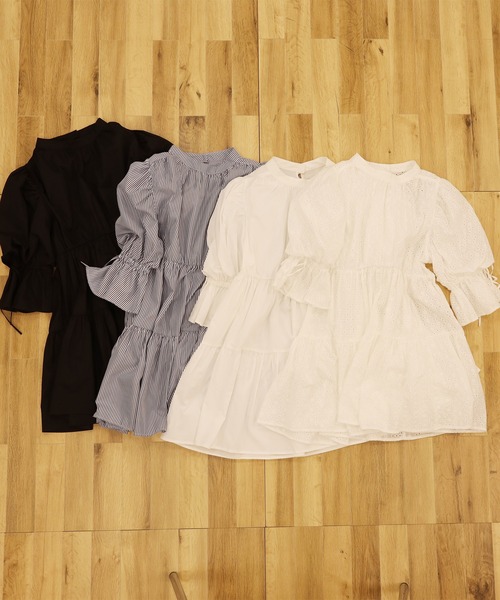 one after another NICE CLAUP(ワンアフターアナザーナイスクラップ)の「ティアードパフスリーブチュニック(チュニック・レディース・オフホワイト/ホワイト系その他/ブラック/ストライプ・FREE)」の19枚目の写真