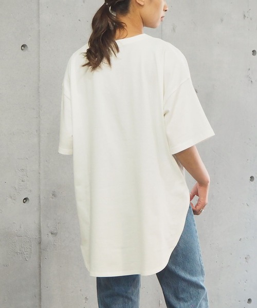 tiptop(ティップトップ)の「ラウンドヘムサイドスリット半袖T(Tシャツ/カットソー・レディース・モカ/ブルー/グリーン/オフホワイト/スミクロ/A・FREE)」の21枚目の写真