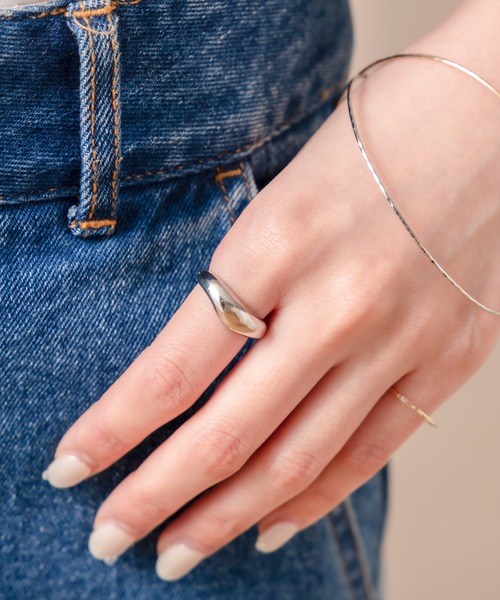 mline（エムライン）の「[mline] WEB限定 シンプルループブレスレット（ブレスレット・レディース・シルバー/ゴールド・FREE）」の14枚目の写真