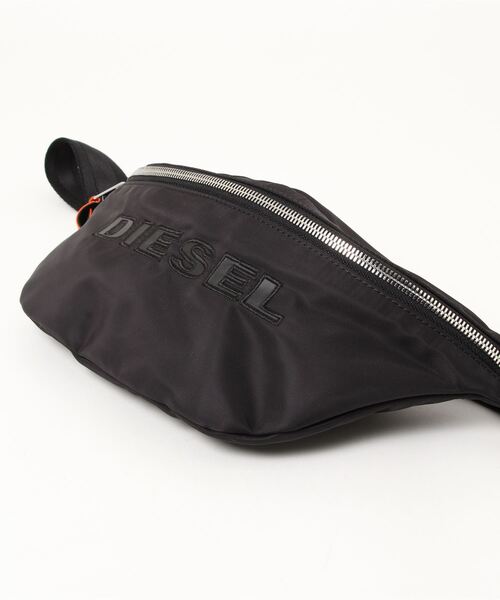 DIESEL（ディーゼル）の「刺繍ロゴウエストポーチ「FELTRE」（ボディバッグ/ウエストポーチ・メンズ・ブラック・FREE）」の3枚目の写真