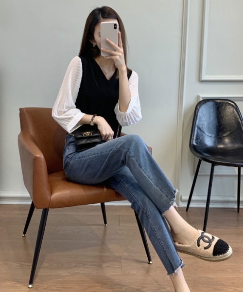 ABITOKYO（アビトーキョー）の「七分袖カットソードッキングVネックブラウス（Tシャツ/カットソー・レディース・ブラック/ネイビー/カーキ・FREE）」の8枚目の写真