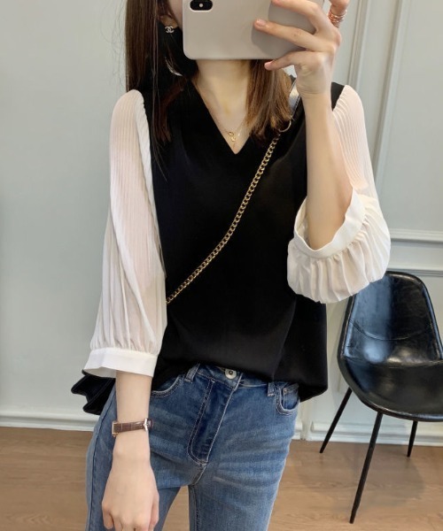 ABITOKYO（アビトーキョー）の「七分袖カットソードッキングVネックブラウス（Tシャツ/カットソー・レディース・ブラック/ネイビー/カーキ・FREE）」の9枚目の写真