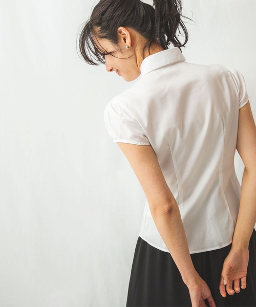 NARACAMICIE(ナラカミーチェ)の「オックスベーシック半袖シャツ(シャツ/ブラウス・レディース・ホワイト・SMALL/MEDIUM/LARGE/XX-LARGE/XXX-LARGE/X-LARGE)」の4枚目の写真