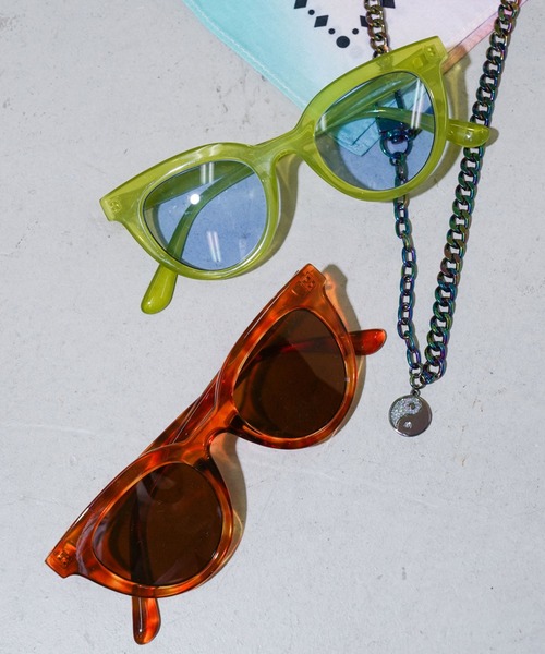 X-girl(エックスガール)の「CLEAR FRAME SUNGLASSES(サングラス・レディース・ブラウン/グリーン・ONE SIZE)」の7枚目の写真