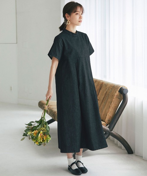 and R（アンドアール）の「デニムタックワンピース（ワンピース・レディース・インディゴブルー/ブラック・FREE）」の2枚目の写真