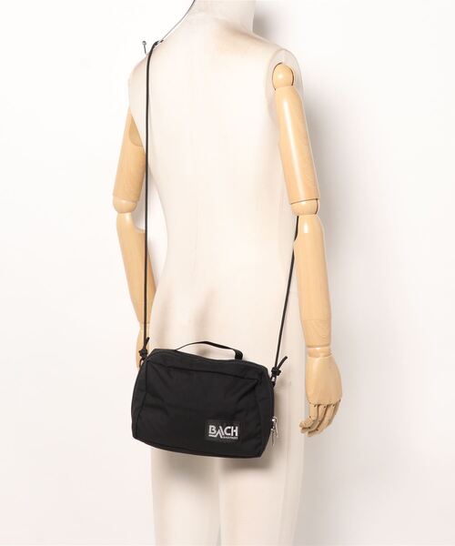 bach（バッハ）の「BACH　ACCESSORY BAG M（ショルダーバッグ・メンズ・ブラック・FREE）」の2枚目の写真