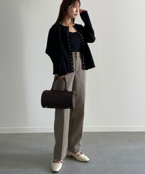 NEUNA（ヌナ）の「スナップボタンカーディガントップス（カーディガン/ボレロ・レディース・ブラック/オレンジ/アイボリー・FREE）」の18枚目の写真