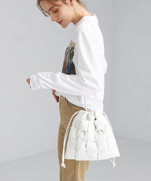 green label relaxing(グリーンレーベルリラクシング)の「ワイド メッシュ ドロスト 巾着 ショルダー バッグ(ショルダーバッグ・レディース・ホワイト/ブラック・FREE)」の13枚目の写真