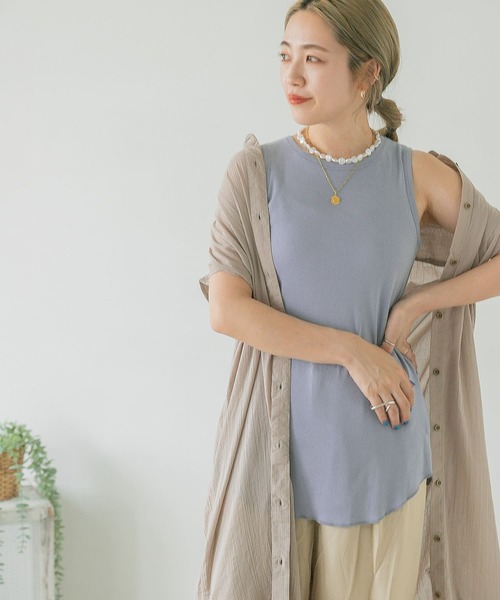 ITEMS URBANRESEARCH(アイテムズ アーバンリサーチ)の「裾ラウンドタンクトップ(タンクトップ・レディース・グレー系その他/オフホワイト/チャコールグレー・FREE)」の1枚目の写真