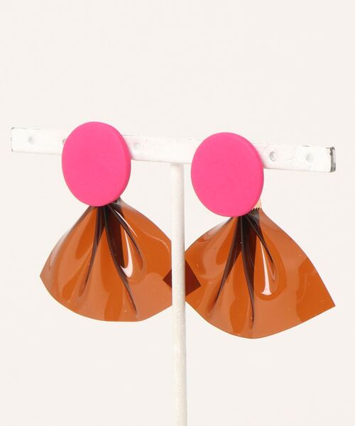 tone(トーン)の「【atelier*mio】クレイ × PVC pierce(ピアス(両耳用)・レディース・ホワイト/パープル/ネイビー/ピンク/イエロー/ミント/ホワイト系その他/ピンク系その他・FREE)」の8枚目の写真