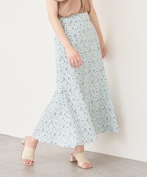 natural couture(ナチュラルクチュール)の「osonoオリジナルフラワースカート(スカート・レディース・アイボリー/ミント・FREE)」の2枚目の写真