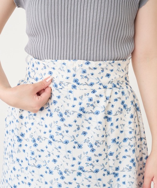 natural couture(ナチュラルクチュール)の「osonoオリジナルフラワースカート(スカート・レディース・アイボリー/ミント・FREE)」の4枚目の写真
