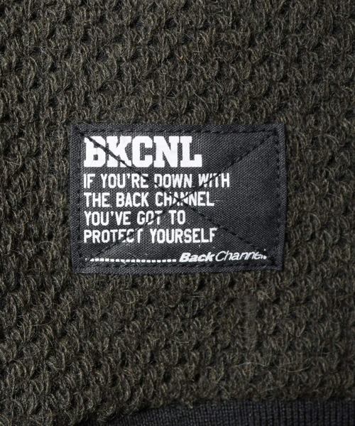 Back Channel（バックチャンネル）の「V NECK WOOL SWEAT（ニット/セーター・メンズ・オリーブドラブ/ミックスグレー/ネイビー・X-LARGE/SMALL/XX-LARGE/LARGE/MEDIUM）」の6枚目の写真