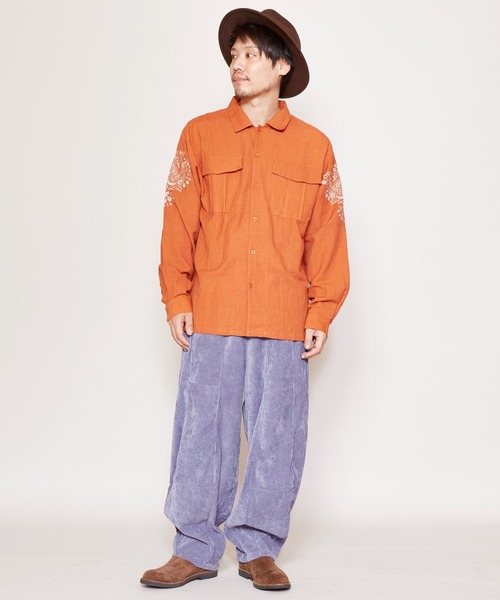 チャイハネ（チャイハネ）の「【チャイハネ】ジプラー刺繍メンズシャツ（シャツ/ブラウス・メンズ・ホワイト/オレンジ/ブルー・FREE）」の16枚目の写真