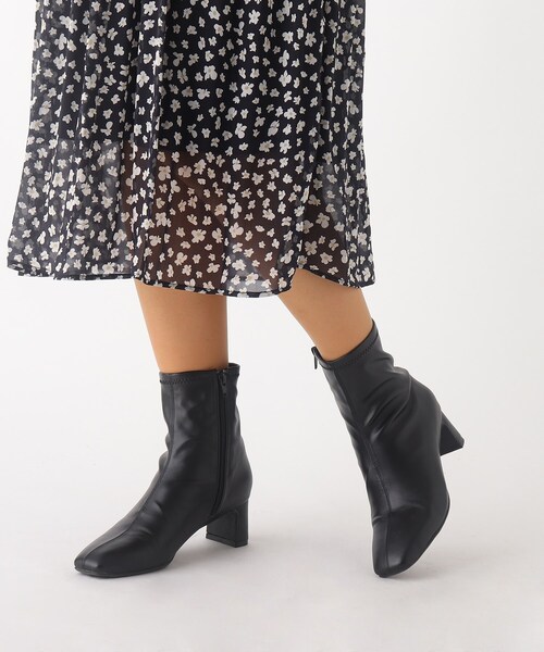 OPAQUE.CLIP(オペークドットクリップ)の「◆フェイクレザーストレッチブーツ【洗える成形インソール】(ブーツ・レディース・ブラック/ベージュ/オフホワイト・01/02/03)」の2枚目の写真