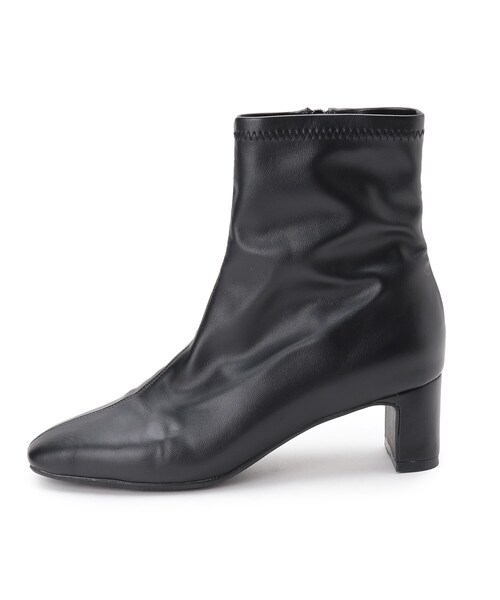 OPAQUE.CLIP(オペークドットクリップ)の「◆フェイクレザーストレッチブーツ【洗える成形インソール】(ブーツ・レディース・ブラック/ベージュ/オフホワイト・01/02/03)」の12枚目の写真