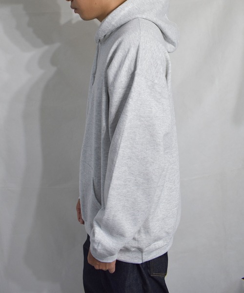 DOUBLE STEAL（ダブルスティール）の「Old School Font 裏起毛パーカー（パーカー・メンズ・アッシュグレー/ブラック/ダークグリーン/サンドベージュ・MEDIUM/LARGE/X-LARGE）」の22枚目の写真