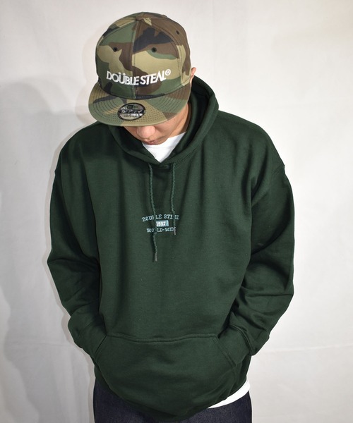 DOUBLE STEAL（ダブルスティール）の「Old School Font 裏起毛パーカー（パーカー・メンズ・アッシュグレー/ブラック/ダークグリーン/サンドベージュ・MEDIUM/LARGE/X-LARGE）」の20枚目の写真