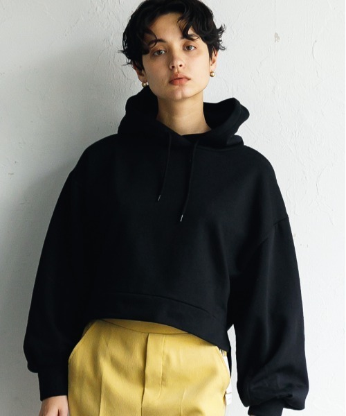 koe(コエ)の「アンチピリング加工TC裏起毛袖ボリュームパーカー*(パーカー・レディース・ブラック/その他7/カーキ/ピンク/ライトベージュ・FREE)」の2枚目の写真