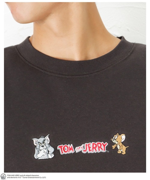 Mac-House(マックハウス)の「Tom and Jerry バックプリント 裏起毛スウェットトレーナー(スウェット・メンズ・ブルー/チャコール・M/L/XL)」の4枚目の写真