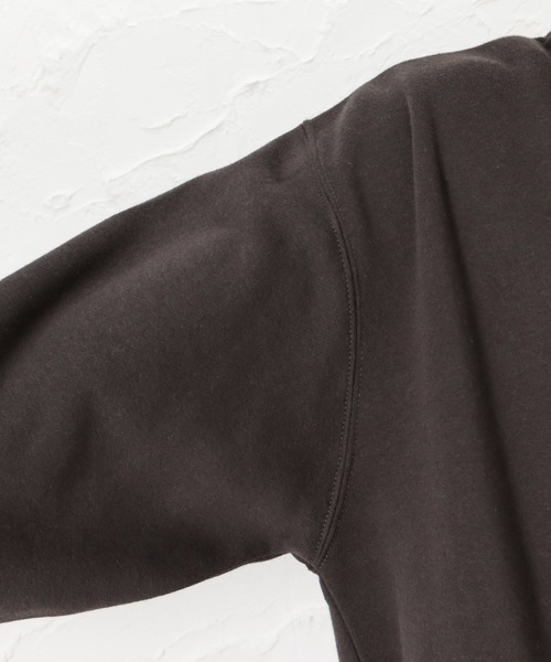 Mac-House(マックハウス)の「Tom and Jerry バックプリント 裏起毛スウェットトレーナー(スウェット・メンズ・ブルー/チャコール・M/L/XL)」の5枚目の写真