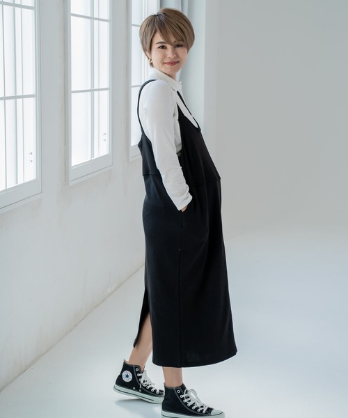 CHOCOA(チョコア)の「マタニティ授乳サロペットスカート(マタニティウェア/グッズ・レディース・ブラック・FREE)」の2枚目の写真