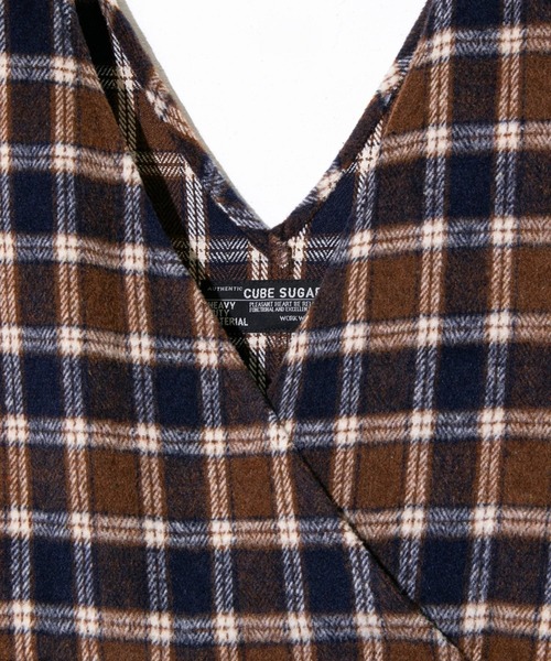 CUBE SUGAR（キューブシュガー）の「CUBE SUGAR/キューブシュガー　シャギーチェックジャンパーSK（ジャンパースカート・レディース・ネイビー/ブラウン・FREE）」の3枚目の写真