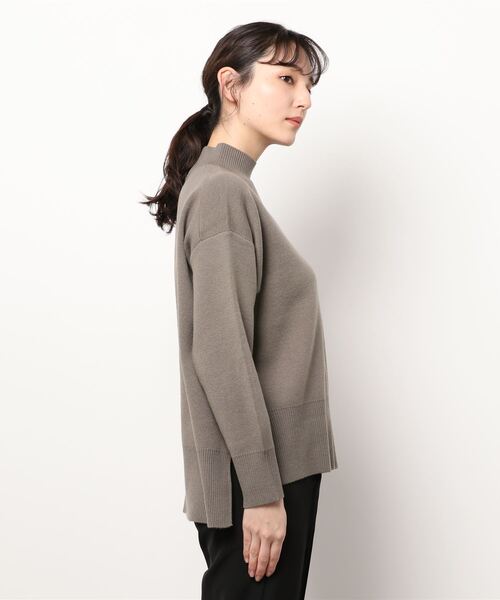 Te chichi（テチチ）の「サイドスリットスタンドネックニット（ニット/セーター・レディース・ブラック/オフホワイト/グリーン/モカ・ﾌﾘ-）」の6枚目の写真