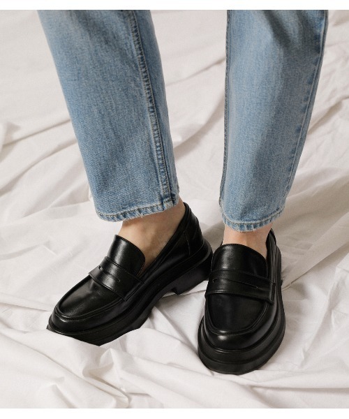 crie conforto（クリーコンフォルト）の「チャンキーソールローファー（ローファー・レディース・ブラック/ブラウン・SMALL/MEDIUM/LARGE）」の11枚目の写真