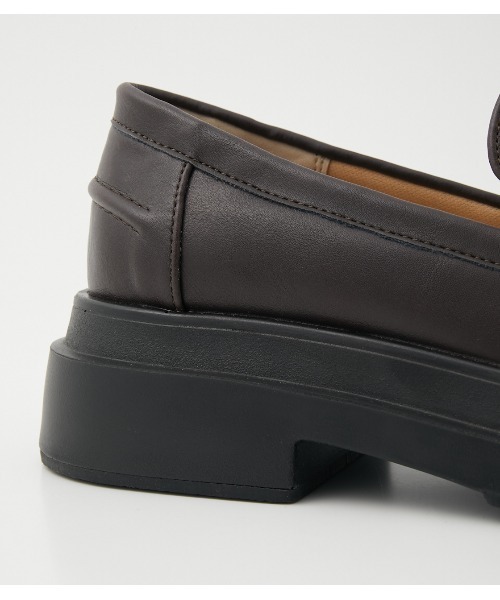 crie conforto（クリーコンフォルト）の「チャンキーソールローファー（ローファー・レディース・ブラック/ブラウン・SMALL/MEDIUM/LARGE）」の15枚目の写真