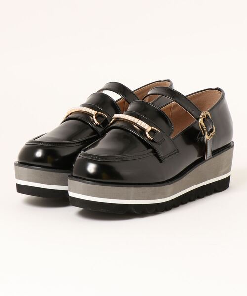 【日本限定モデル】 axes femme（アクシーズファム）の「ストラップ付ローファー 靴
