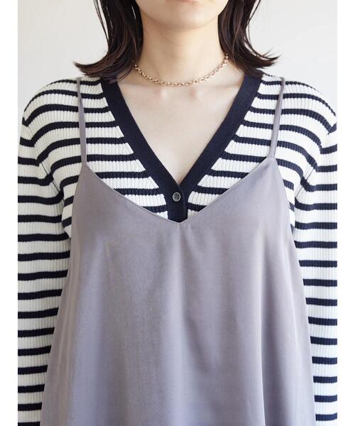 AMERICAN HOLIC（アメリカンホリック）の「Vネックサテンキャミワンピース（ワンピース・レディース・モカ/ブルー・M/L）」の21枚目の写真