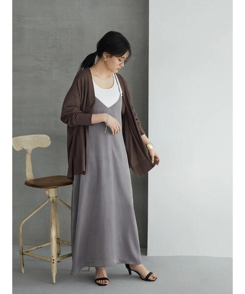 AMERICAN HOLIC（アメリカンホリック）の「Vネックサテンキャミワンピース（ワンピース・レディース・モカ/ブルー・M/L）」の16枚目の写真