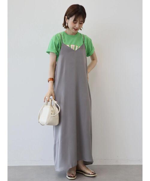 AMERICAN HOLIC（アメリカンホリック）の「Vネックサテンキャミワンピース（ワンピース・レディース・モカ/ブルー・M/L）」の14枚目の写真