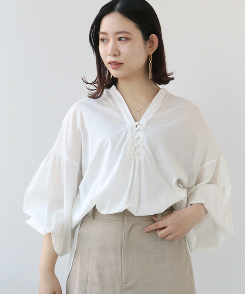 Simplicite（サンプリシテ）の「フロントボタンシャンブレーブラウス（シャツ/ブラウス・レディース・ホワイト/ブラック/ピンク/グリーン・FREE）」の2枚目の写真