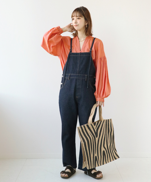 Simplicite（サンプリシテ）の「フロントボタンシャンブレーブラウス（シャツ/ブラウス・レディース・ホワイト/ブラック/ピンク/グリーン・FREE）」の6枚目の写真