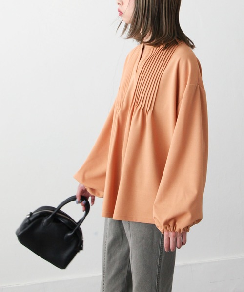 Chillfar(チルファー)の「ピンタックプルオーバー(シャツ/ブラウス・レディース・ブラック/ベージュ/アイボリー/ミント・MEDIUM/LARGE)」の16枚目の写真