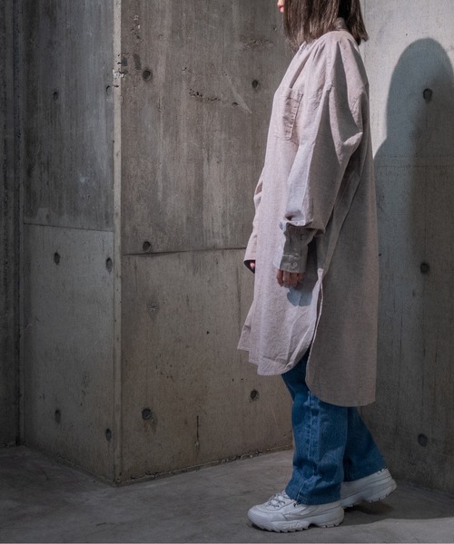 JOHN'S CLOSET（ジョンズクローゼット）の「【i】綿麻ストレッチバンドカラーロングシャツ（シャツ/ブラウス・メンズ・ブラック/カーキ/ネイビー/モカ/ホワイト・LARGE/MEDIUM）」の16枚目の写真