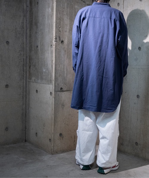 JOHN'S CLOSET（ジョンズクローゼット）の「【i】綿麻ストレッチバンドカラーロングシャツ（シャツ/ブラウス・メンズ・ブラック/カーキ/ネイビー/モカ/ホワイト・LARGE/MEDIUM）」の12枚目の写真