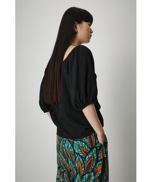 AZUL by moussy（アズールバイマウジー）の「2WAY SHIRRING PUFF BLOUSE/２WAYシャーリングパフブラウス（シャツ/ブラウス・レディース・オレンジ系その他/ブラック/アイボリー/カーキ・SMALL/MEDIUM）」の16枚目の写真