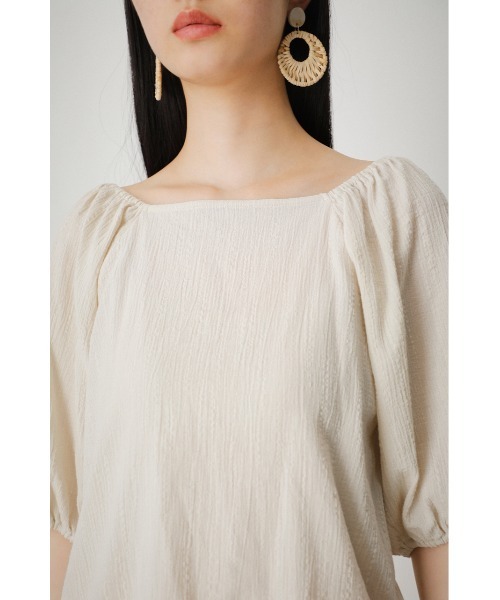AZUL by moussy（アズールバイマウジー）の「2WAY SHIRRING PUFF BLOUSE/２WAYシャーリングパフブラウス（シャツ/ブラウス・レディース・オレンジ系その他/ブラック/アイボリー/カーキ・SMALL/MEDIUM）」の11枚目の写真