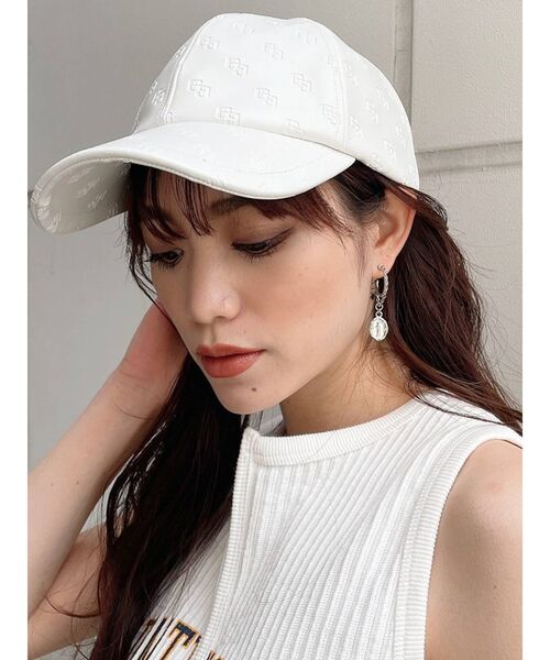 GYDA(ジェイダ)の「GG PATTERNエンボスキャップ(キャップ・レディース・オフホワイト/ブラック・FREE)」の6枚目の写真