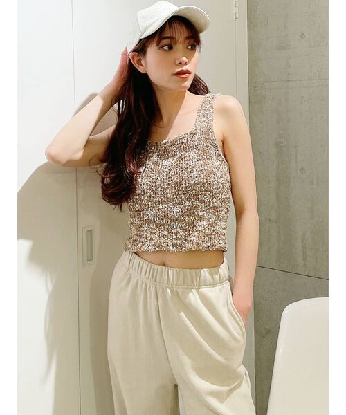 GYDA(ジェイダ)の「GG PATTERNエンボスキャップ(キャップ・レディース・オフホワイト/ブラック・FREE)」の8枚目の写真