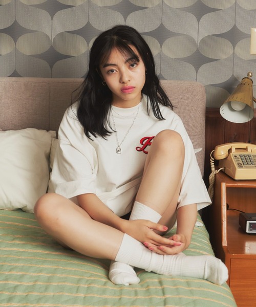 SHAGGIE（シャギー）の「BUMPINGバック刺繍オーバーTEEシャツ（Tシャツ/カットソー・レディース・ホワイト/ブルー・FREE）」の22枚目の写真