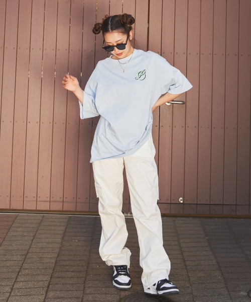 SHAGGIE（シャギー）の「BUMPINGバック刺繍オーバーTEEシャツ（Tシャツ/カットソー・レディース・ホワイト/ブルー・FREE）」の11枚目の写真