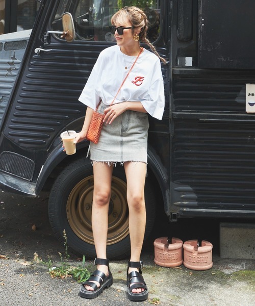 SHAGGIE（シャギー）の「BUMPINGバック刺繍オーバーTEEシャツ（Tシャツ/カットソー・レディース・ホワイト/ブルー・FREE）」の19枚目の写真