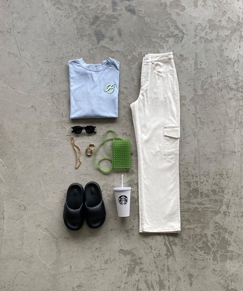 SHAGGIE（シャギー）の「BUMPINGバック刺繍オーバーTEEシャツ（Tシャツ/カットソー・レディース・ホワイト/ブルー・FREE）」の18枚目の写真