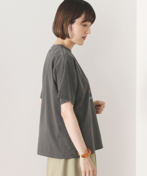 BEAMS HEART（ビームスハート）の「BEAMS HEART / カラフル プリント Tシャツ（Tシャツ/カットソー・レディース・オフホワイト/ブラック系その他4/ブルー・FREE）」の12枚目の写真