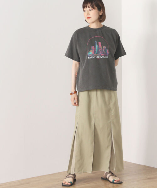 BEAMS HEART（ビームスハート）の「BEAMS HEART / カラフル プリント Tシャツ（Tシャツ/カットソー・レディース・オフホワイト/ブラック系その他4/ブルー・FREE）」の16枚目の写真