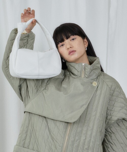 Firsthand（ファーストハンド）の「Firsthand/ファーストハンド レザームスビハンドバッグ / 防水レザー（ボディバッグ/ウエストポーチ・レディース・ホワイト/オレンジ/ブラック/ブラウン/グリーン・ONE SIZE）」の2枚目の写真